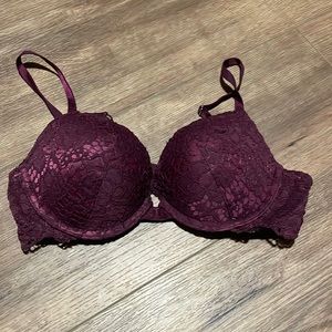 Victoria’s Secret Very Sexy push up